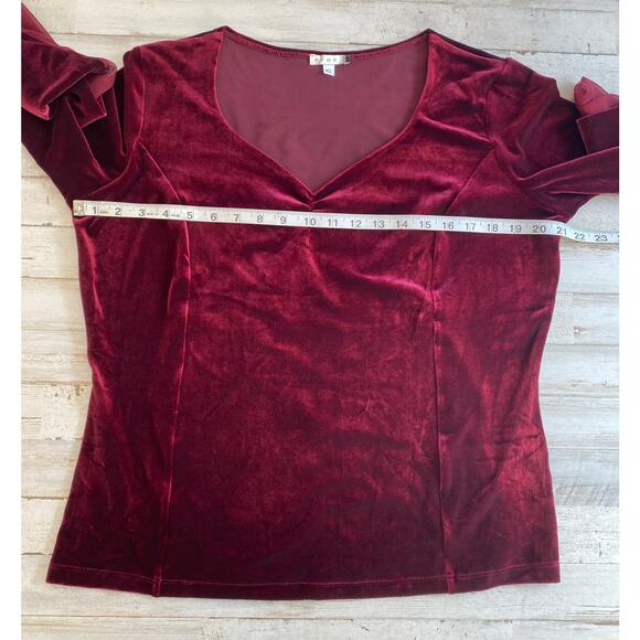 Page Burgundy Wine Velour Top Silk Cuffs Holiday SZ XL C100117 - Picture 8 of 8